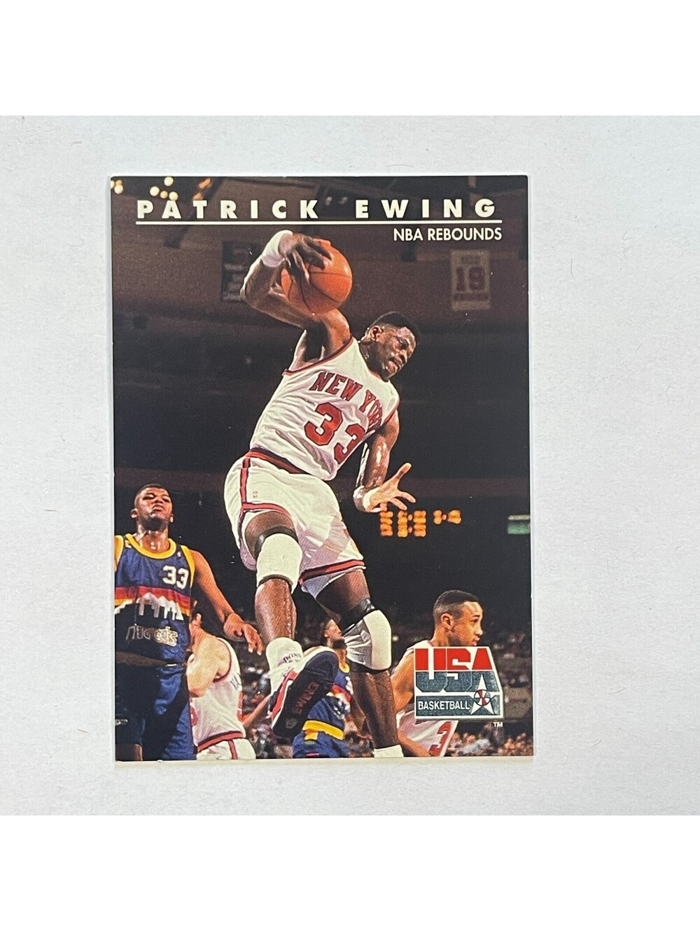 1992 SkyBox #27 Patrick Ewing NBA Rebounds New York Knicks Card